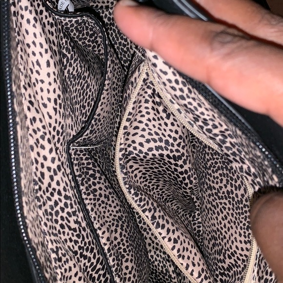 Black purse - Picture 1 of 8